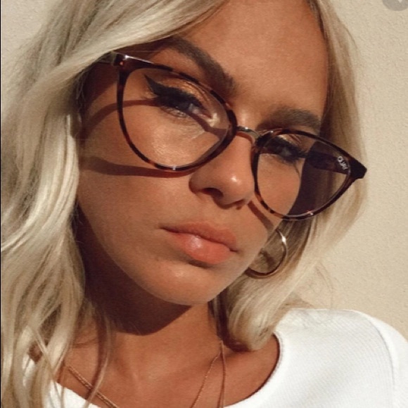Quay Australia Accessories - Quay Rumors tortoise blue light 💡 glasses